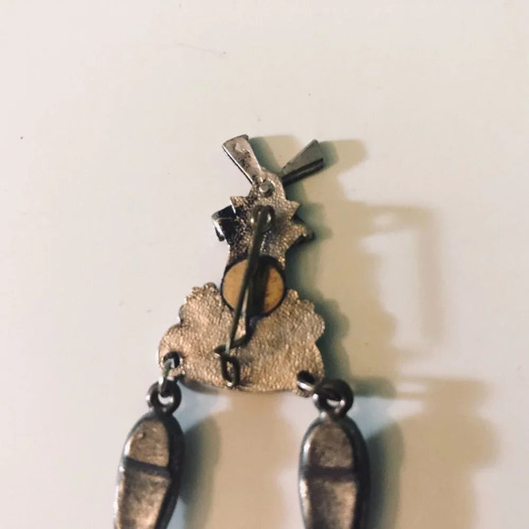 Vintage Holland  Souvenir Pin Miniature Clogs Windmills Dutch Travel - Picture 5 of 9